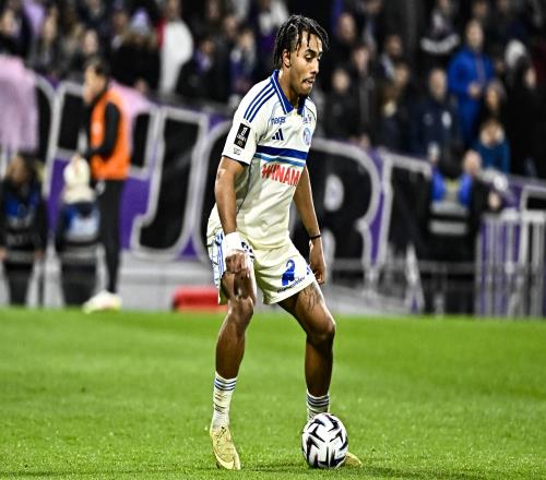 激战正酣,华伦西亚与,游击队交锋,PG电子平台,PG电子官方网站,PG电子登录入口,PG电子app下载