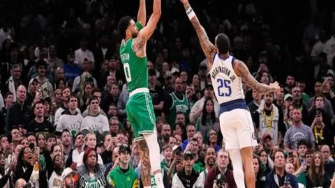 美因茨击败拜仁：德甲第14轮2-1逆转战报与亮点回顾