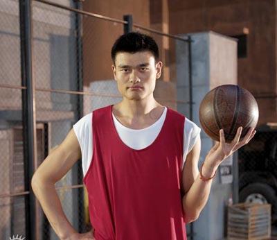 每天吃2公斤牛排、百余颗寿司！白俄「怪物健美运动员」36岁骤逝.
